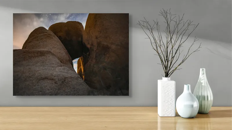 Tablou Canvas, "Bolovani uriași sub cer înstelat", Roci, Cer, Stele, Umbre, Nori, Noapte, Natură, Întuneric, 70 x 50 cm – poza 3