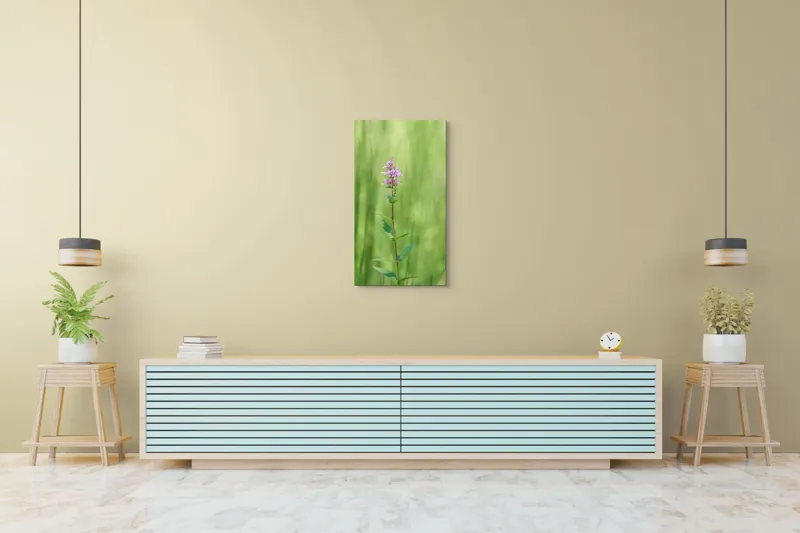 Tablou Canvas, "Floare solitară în verde infinit", Floare, Mov, Delicată, Verdeață, Natură, Singurătate, Verticalitate, Simplitate, Fragilitate, Prospețime, 50 x 90 cm – poza 6