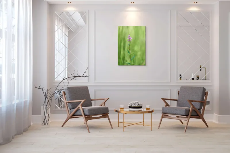 Tablou Canvas, "Floare solitară în verde infinit", Floare, Mov, Delicată, Verdeață, Natură, Singurătate, Verticalitate, Simplitate, Fragilitate, Prospețime, 70 x 100 cm – poza 8