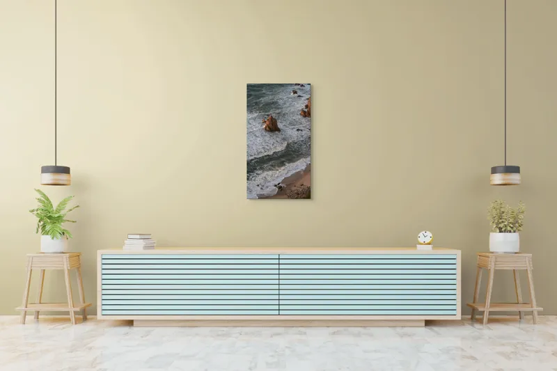 Tablou Canvas, "Valuri spumoase la țărmul stâncos", Valuri, Stânci, Apus, Plajă, Spumă, Ocean, Peisaj, Natură, Frumusețe, Liniște, 50 x 90 cm – poza 6