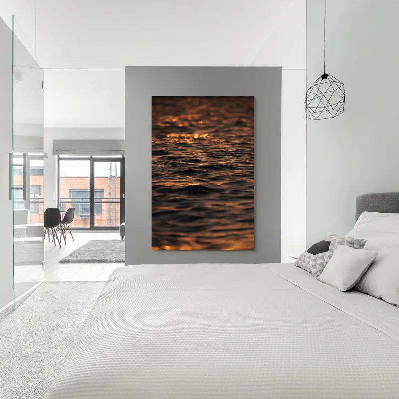 Tablou Canvas, "Lumina aurie pe valurile mării", Aur, Apus, Valuri, Reflexii, Calm, Ocean, Scintilație, Lumină, Textură, Apă, 100 x 150 cm – poza 5