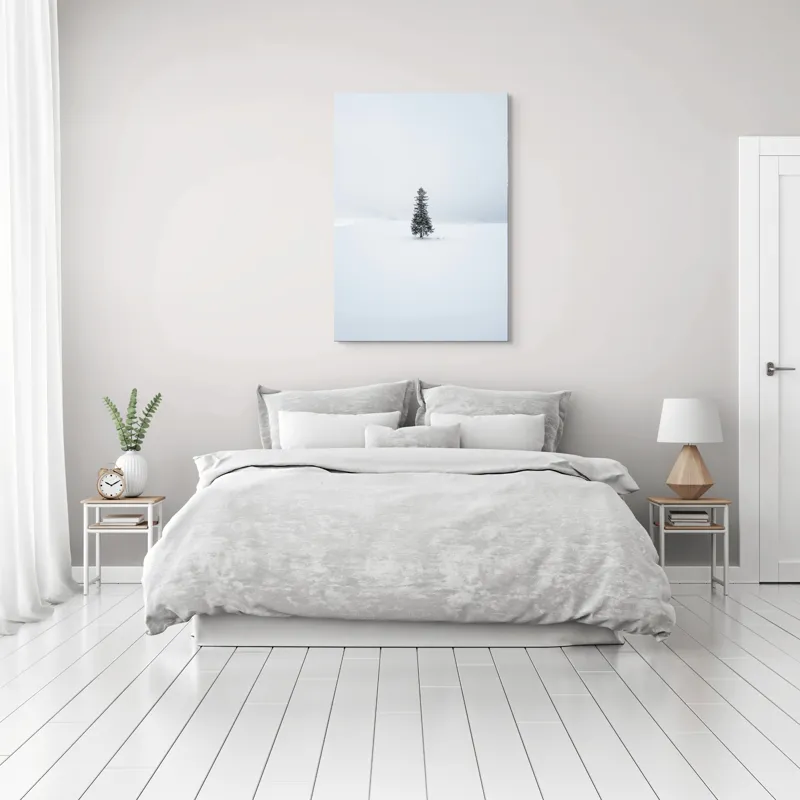 Tablou Canvas, "Singurătatea unui brad în iarnă", Copac, Singurătate, Alb, Zăpadă, Cer, Calm, Liniște, Peisaj, Iarnă, Natură, 70 x 100 cm – poza 3