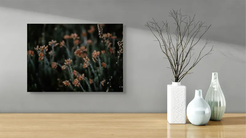 Tablou Canvas, "Flori sălbatice dansând în întuneric", Flori, Uscate, Toamnă, Natură, Tablou, Melancolie, Vegetație, Delicat, Întuneric, Textură, 54 x 39 cm – poza 3
