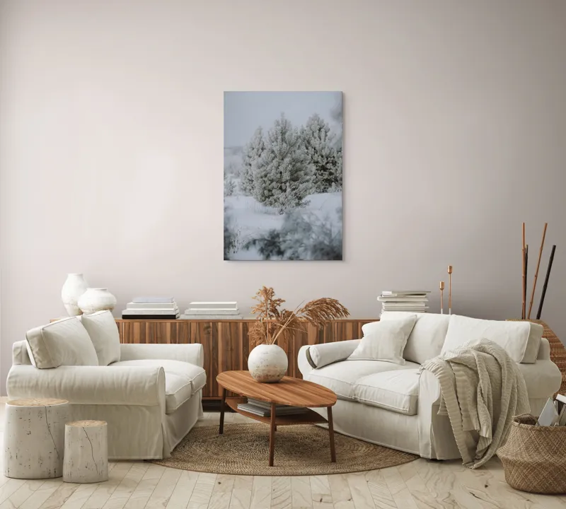 Tablou Canvas, "Brazi înghețați sub cer de iarnă", Iarnă, Zăpadă, Brazi, Frig, Natură, Liniște, Frumusețe, Alb, Pădure, Rece, 70 x 100 cm – poza 4