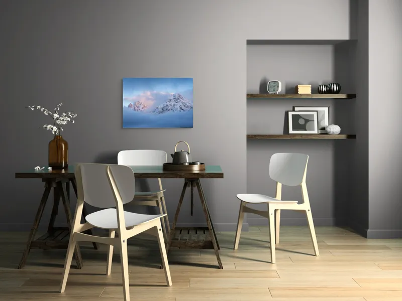 Tablou Canvas, "Vis alpin printre nori albi", Munte, Zăpadă, Cer, Nori, Răsărit, Albastru, Frig, 70 x 50 cm – poza 5