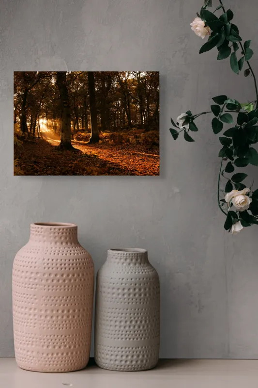 Tablou Canvas, "Răsărit fermecător în pădurea de toamnă", Pădure, Toamnă, Lumină, Frunze, Umbră, Cărare, Copaci, Apus, Natură, Aurii, 54 x 39 cm – poza 8