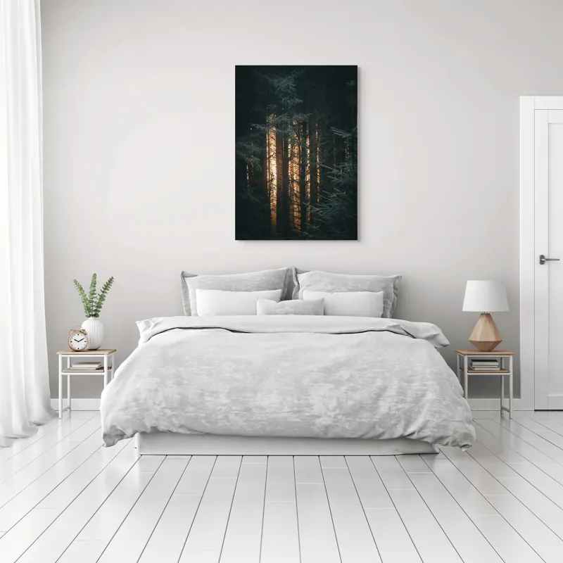 Tablou Canvas, "Răsărit printre brazi umbriți", Întuneric, Mister, Pădure, Lumini, Siluete, Arome, Frunziș, Liniște, Umbre, Reflexie, 70 x 100 cm – poza 3