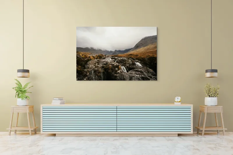 Tablou Canvas, "Văi și Cascade Sub Cer Înourat", Norii, Munți, Apă, Roci, Melancolie, 150 x 100 cm – poza 6