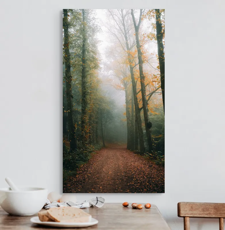 Tablou Canvas, "Cale de toamnă în pădurea ceață", Copaci, Ceață, Frunziș, Tăcere, Pădure, Toamnă, Mister, Potecă, Liniște, Natură, 50 x 90 cm – poza 3