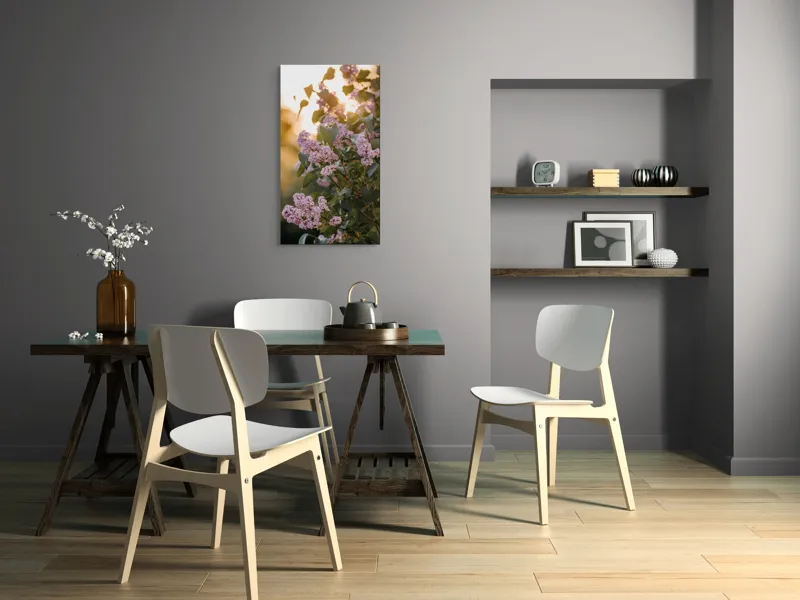 Tablou Canvas, "Flori de liliac în amurgul verii", Flori, Mov, Frunze, Soare, Lumina, Ramuri, Blândețe, Grădină, Natură, 50 x 90 cm – poza 4