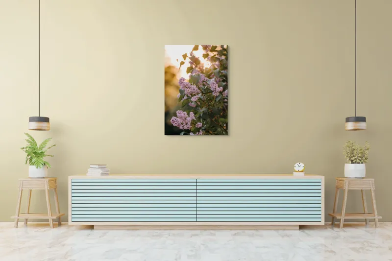 Tablou Canvas, "Flori de liliac în amurgul verii", Flori, Mov, Frunze, Soare, Lumina, Ramuri, Blândețe, Grădină, Natură, 70 x 100 cm – poza 5