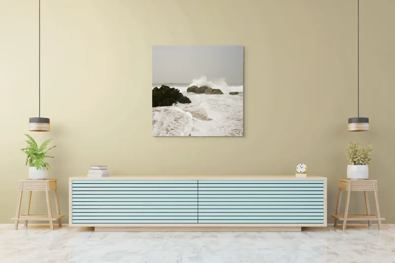 Tablou Canvas, "Valurile lovesc stâncile solitare ale mării", Valuri, Stânci, Spumă, Mare, Cale, Cer, Apă, Natură, Nisip, Energie, 100 x 100 cm – poza 5