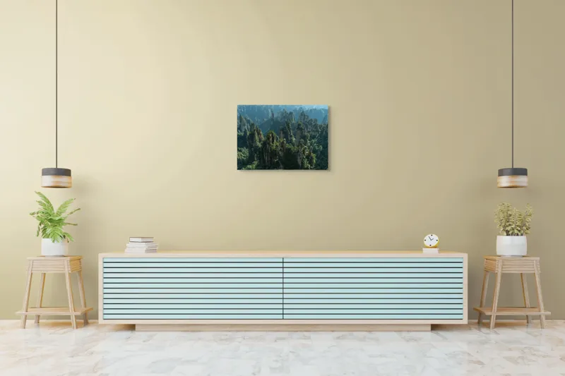 Tablou Canvas, "Pădurea stâncilor impresionante din munți", Verde, Impunător, Munți, Păduri, Mist, Stânci, Natură, Peisaj, Înălțime, Vegetație, 70 x 50 cm – poza 7