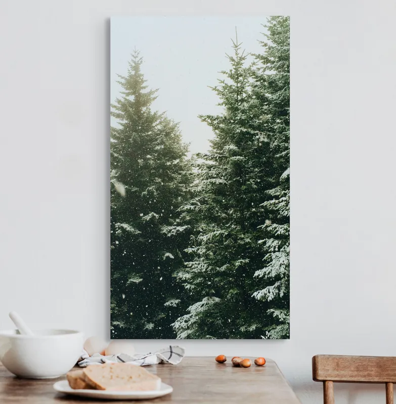 Tablou Canvas, "Iarna acoperind brazii înalți", Brazi, Zăpadă, Pădure, Iarnă, Cer, Rece, Verde, Alb, Seninătate, Natură, 50 x 90 cm – poza 3