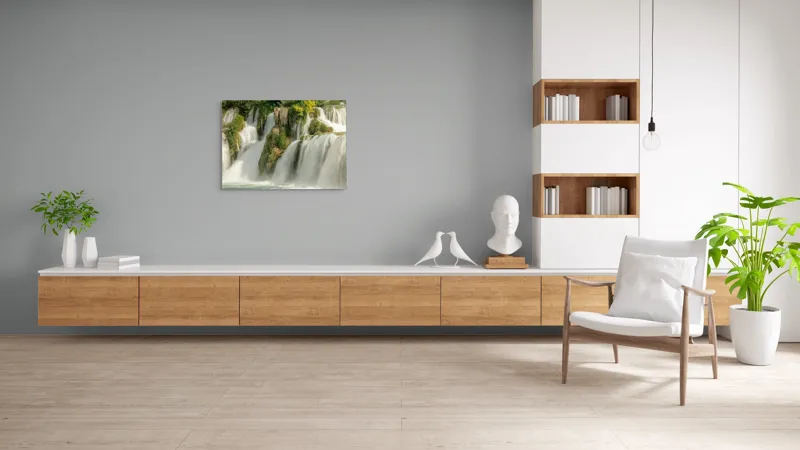 Tablou Canvas, "Cascadă în mijloc de natură vibrantă", Cascadă, Apă, Ploaie, Natură, Vegetație, Piatra, Copaci, Verdeață, Lumină, Curgere, 100 x 70 cm – poza 6