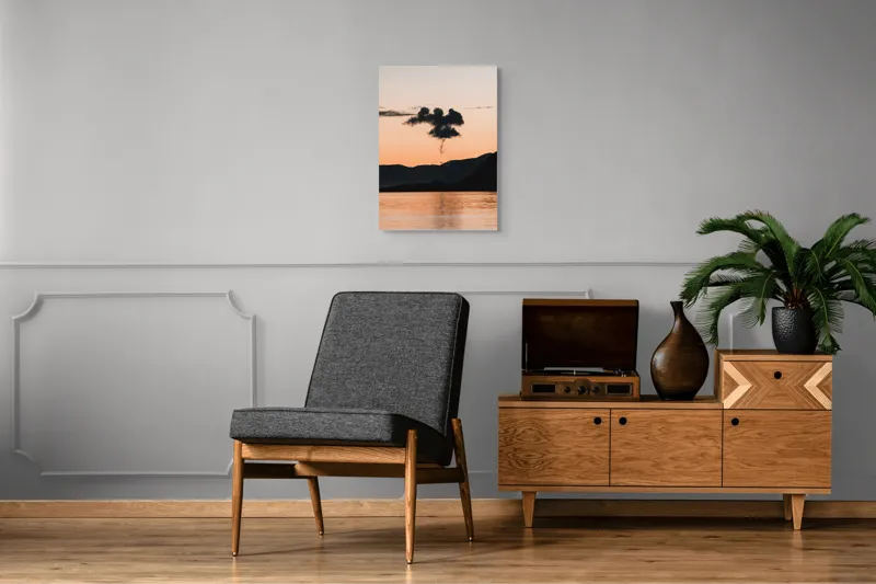 Tablou Canvas, "Nori de fum la apusul marii", Nori, Apus, Siluete, Apă, Liniște, Reflexie, Cer, Munți, Umbre, Peisaj, 50 x 70 cm – poza 8