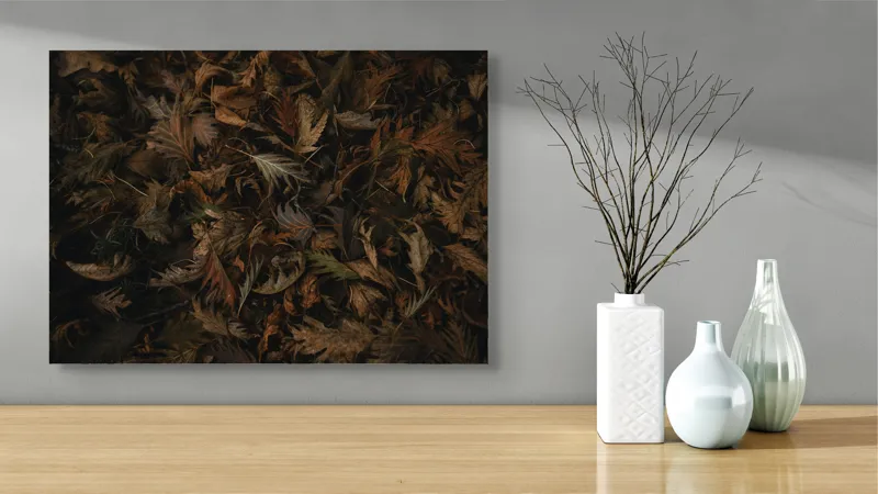 Tablou Canvas, "Frumusețea Trecătoare a Toamnei", Frunze, Toamnă, Natură, Textură, Maro, Usucate, Covor, Vegetație, Întunecat, Pământiu, 70 x 50 cm – poza 3