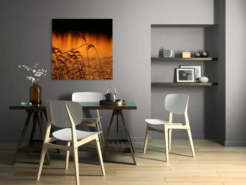 Tablou Canvas, "Tăcerea apusului peste trestii liniștite", Aur, Apus, Siluete, Trestii, Reflecție, Apă, Serenitate, Natură, Cald, Lumină, 100 x 100 cm – poza 6