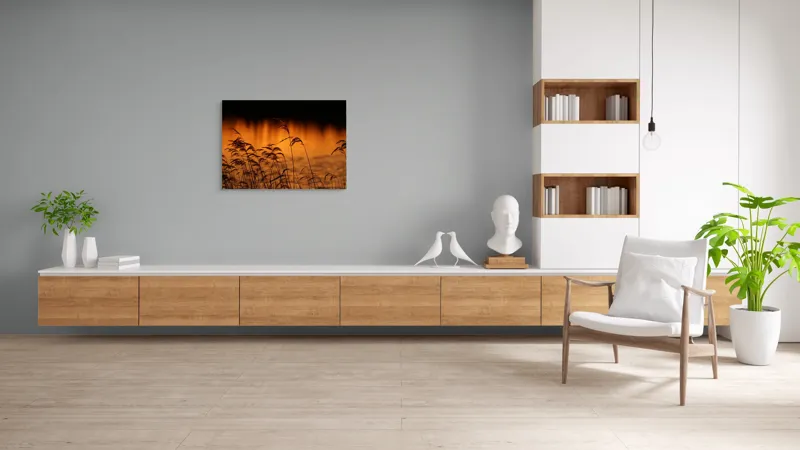 Tablou Canvas, "Tăcerea apusului peste trestii liniștite", Aur, Apus, Siluete, Trestii, Reflecție, Apă, Serenitate, Natură, Cald, Lumină, 100 x 70 cm – poza 6