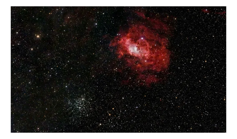 Tablou Canvas, "Fereastra spre colțul roșu al universului", Stele, Nebuloasă, Roșu, Spațiu, Infinit, Lumină, Creație, Mister, Univers, Adâncime, 100 x 100 cm