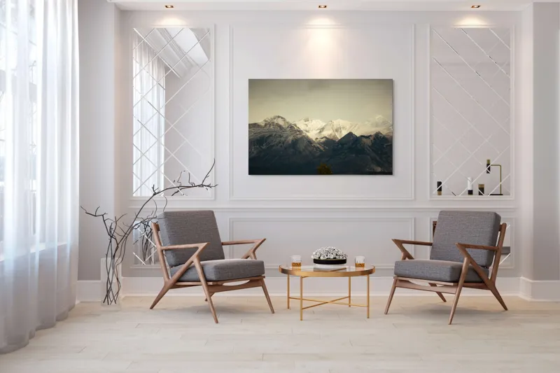 Tablou Canvas, "Munți înzăpeziți sub un cer noros", Pictură, Munți, Zăpadă, Cer, Peisaj, Natură, Stânci, Măreție, 150 x 100 cm – poza 7