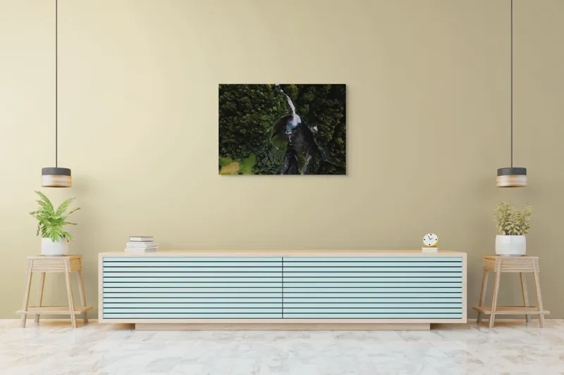 Tablou Canvas, "Cascada din inima pădurii verzi", Pădure, Cascadă, Râu, Verdeață, Peisaj, Natură, Aerian, Frumusețe, Stânci, Apă, 100 x 70 cm – poza 4