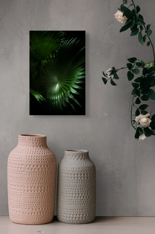 Tablou Canvas, "Frumusețea verde a naturii umbrelate", Frunze, Verde, Lumină, Umbre, Natură, Eleganță, Textură, Mister, Frumusețe, 26 x 39 cm – poza 6