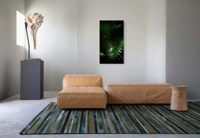 Tablou Canvas, "Frumusețea verde a naturii umbrelate", Frunze, Verde, Lumină, Umbre, Natură, Eleganță, Textură, Mister, Frumusețe, 50 x 90 cm – poza 5