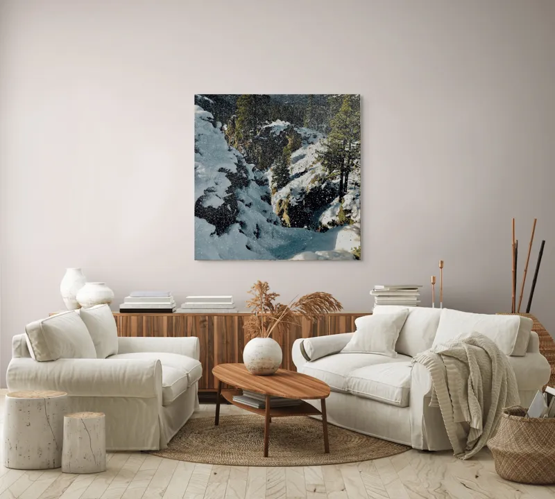 Tablou Canvas, "Iarna fermecată în munții neîmblânziți", Zăpadă, Copaci, Piscuri, Cer, Peisaj, Iarnă, Stânci, Natură., 100 x 100 cm – poza 3