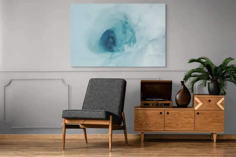 Tablou Canvas, "Vârtej glaciar spre adâncuri albastre", Gheață, Tunel, Albastru, Adâncime, Răcire, Textură, Apă, 150 x 100 cm – poza 8