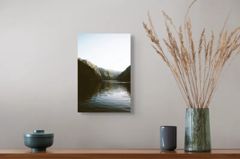 Tablou Canvas, "Reflexia dimineții pe lacul montan", 26 x 39 cm – poza 5