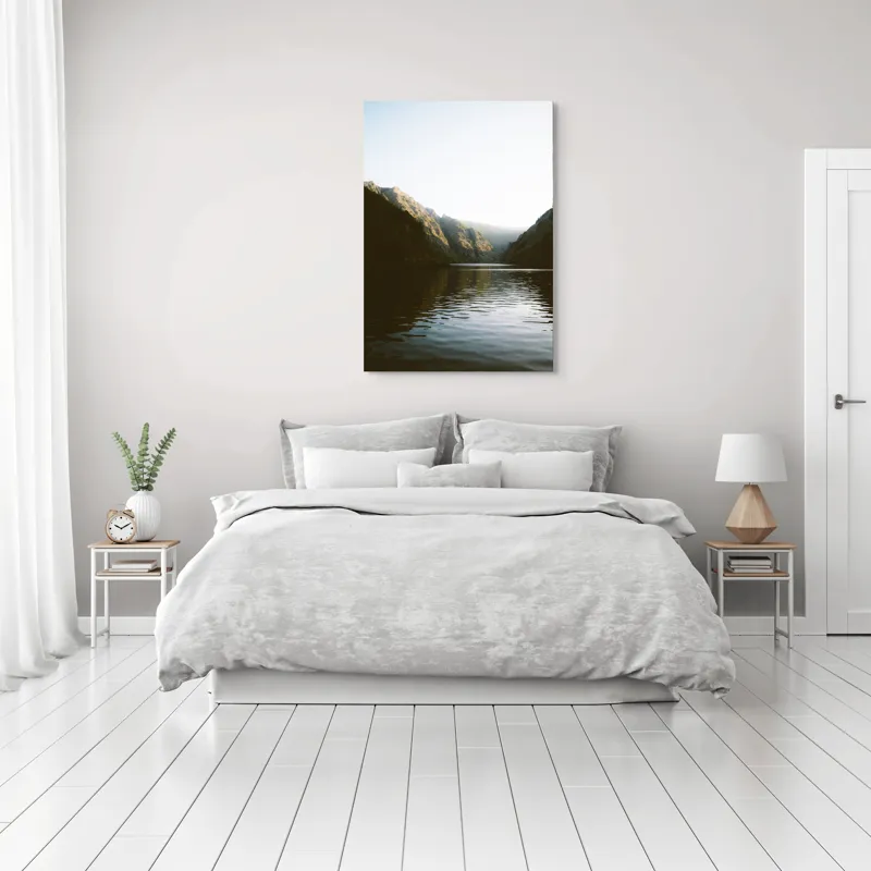 Tablou Canvas, "Reflexia dimineții pe lacul montan", 70 x 100 cm – poza 3