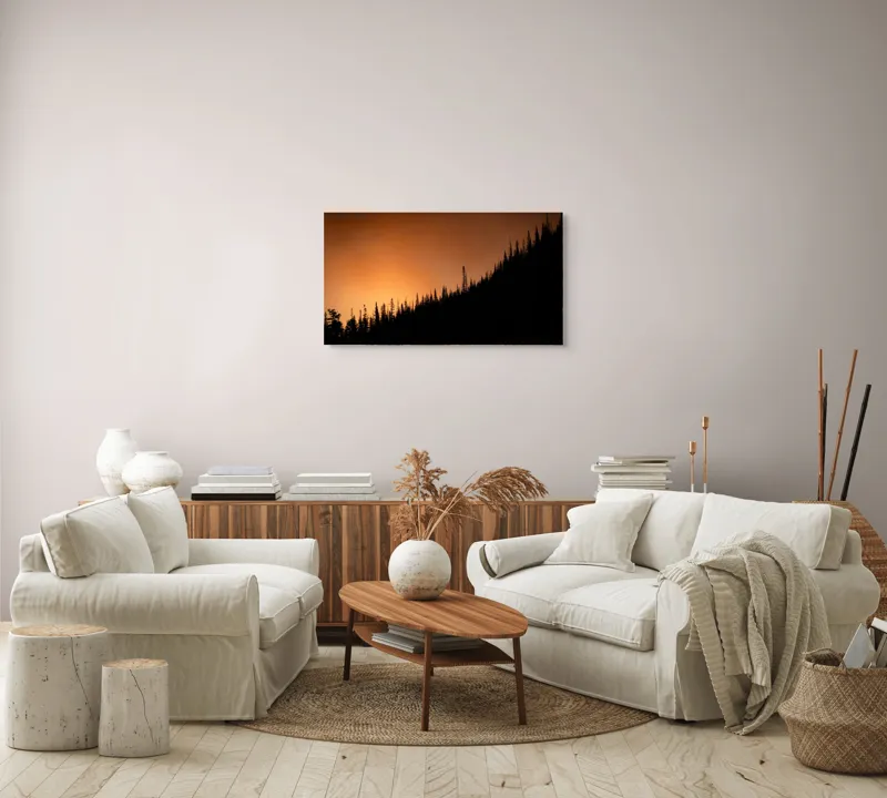 Tablou Canvas, "Apus tainic deasupra pădurii întunecate", Pădure, Siluetă, Apus, Cer, Portocaliu, Umbre, Linie, Orizont, Contrast, Natură, 90 x 50 cm – poza 4