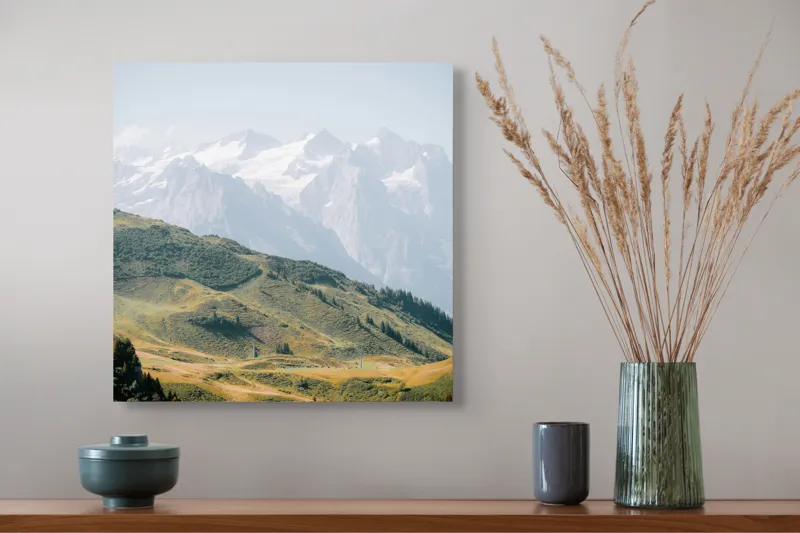 Tablou Canvas, "Peisaj montan sub cer senin", Munți, Vârfuri, Zăpadă, Întinderi, Vegetație, Coline, Cer Albăstrui, 50 x 50 cm – poza 4