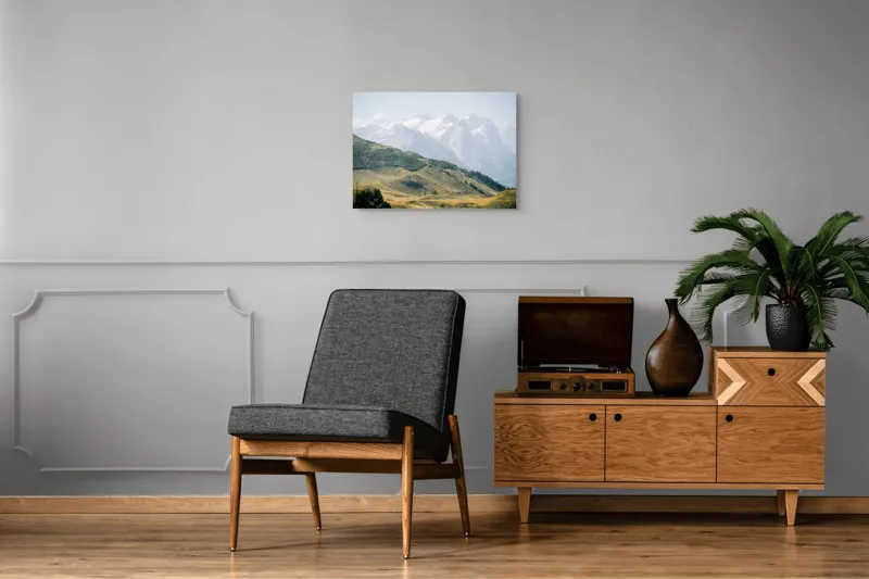 Tablou Canvas, "Peisaj montan sub cer senin", Munți, Vârfuri, Zăpadă, Întinderi, Vegetație, Coline, Cer Albăstrui, 70 x 50 cm – poza 4