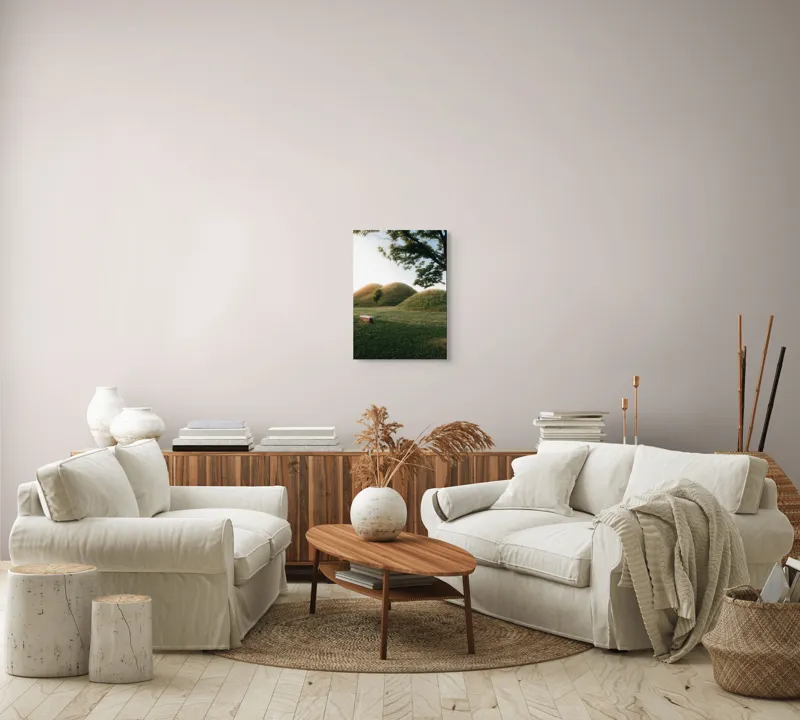Tablou Canvas, "Sub cerul blând al înserării", Copaci, Dealuri, Iarbă, Bancă, Apus, Cer, Natură, Verdeață, 39 x 54 cm – poza 5