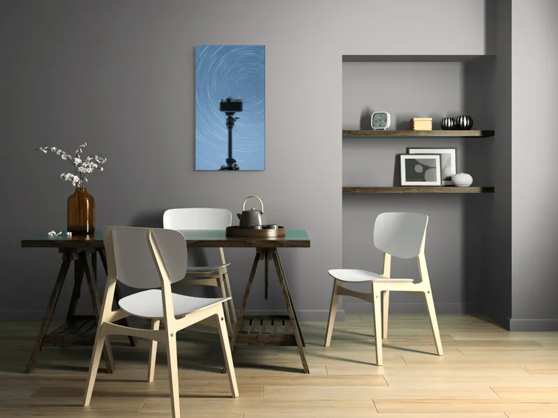 Tablou Canvas, "Aparatul surprinzând dansul stelelor", Cameră, Cer, Stele, Mișcare, Noapte, Lungă Expunere, Trepied, Fotografie, Astronomie, Rotire, 50 x 90 cm – poza 4