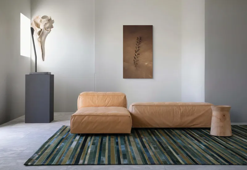 Tablou Canvas, "Frunza plutind pe suprafața apei", Nisip, Apă, Frunză, Textură, Natură, Calm, Efect, Arid, Minimalism, Linie., 50 x 90 cm – poza 5