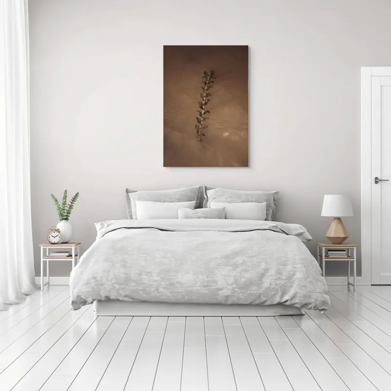 Tablou Canvas, "Frunza plutind pe suprafața apei", Nisip, Apă, Frunză, Textură, Natură, Calm, Efect, Arid, Minimalism, Linie., 70 x 100 cm – poza 3
