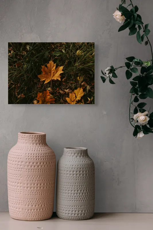 Tablou Canvas, "Frunza ruginie în iarba toamnei", Frunze, Toamnă, Pământ, Culoare, Vegetație, 54 x 39 cm – poza 8
