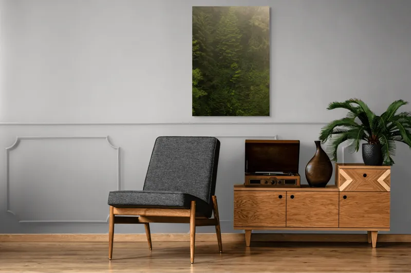 Tablou Canvas, "Pădurea ascunsă în ceață verde.", Copaci, Cețoși, Înverziți, Frunziș, Pădure, Natural, Misterios, Înalt, Liniște, Vegetație, 70 x 100 cm – poza 6