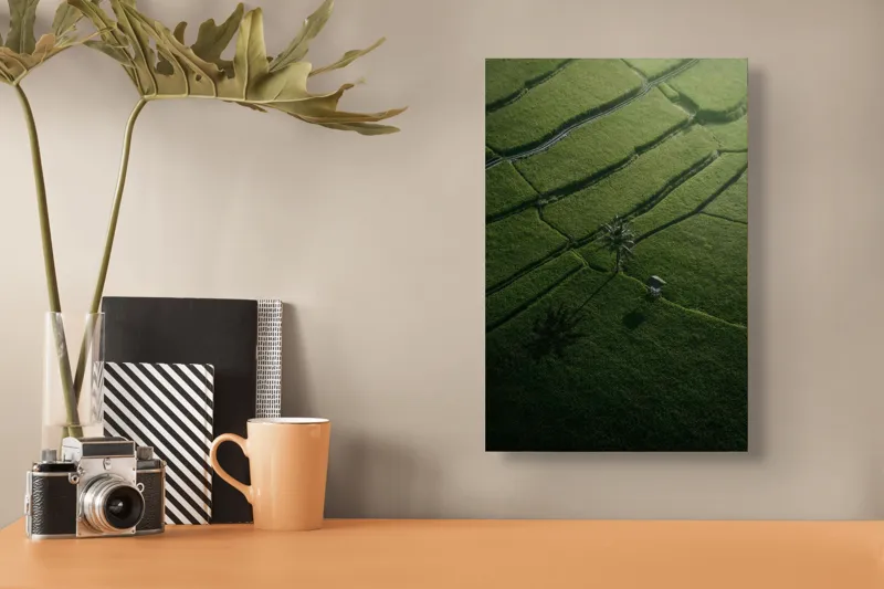 Tablou Canvas, "Umbrele serii peste orezărie", Verde, Lanuri, Palmier, Umbre, Colibe, Apus, Natură, Liniște, 26 x 39 cm – poza 3