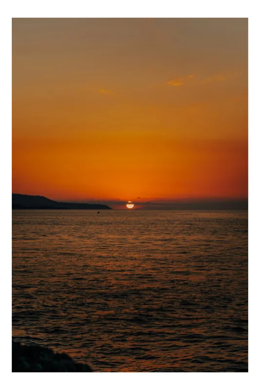 Tablou Canvas, "Apus de soare peste ocean liniștit", Apus, Ocean, Reflectare, Lumină, Orizont, Calm, Cer, Seară, Natură, Încântare, 50 x 90 cm
