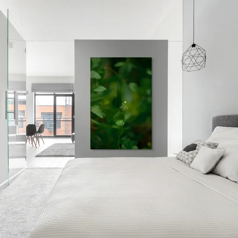 Tablou Canvas, "Inima naturii printre frunze verzi", Verde, Frunziș, Delicat, Petale, Natură, Mic, Fragil, Luminos, 100 x 150 cm – poza 5