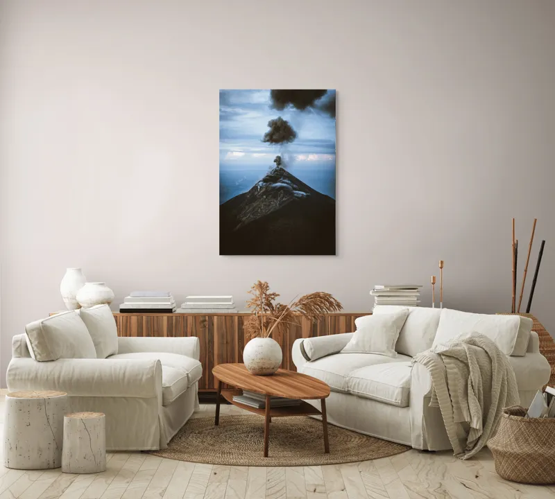 Tablou Canvas, "Norii de fum ai vulcanului treaz", Nor, Erupție, Vulcan, Fum, Cer, Intensitate, Natură, Dramatic, Peisaj, Stâncos, 70 x 100 cm – poza 4