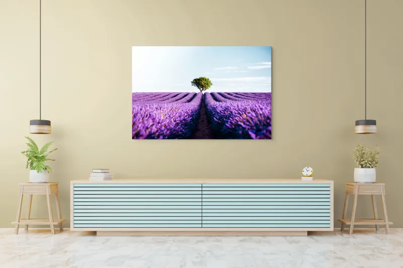 Tablou Canvas, "Lan de lavandă sub cer senin", Lavandă, Câmp, Copac, Albastru, Linia Orizontului, Rege, Natură, Parfum, Flori, Cer, Verde, Solitudine, 150 x 100 cm – poza 6