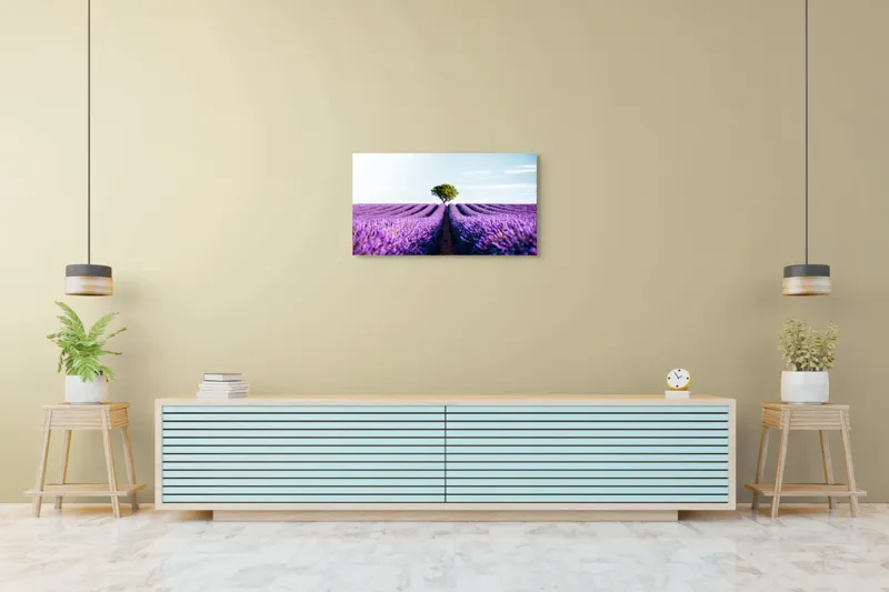 Tablou Canvas, "Lan de lavandă sub cer senin", Lavandă, Câmp, Copac, Albastru, Linia Orizontului, Rege, Natură, Parfum, Flori, Cer, Verde, Solitudine, 90 x 50 cm – poza 5