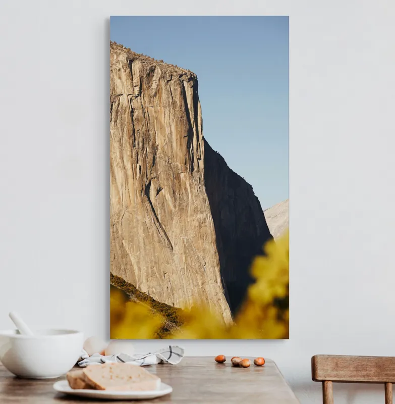 Tablou Canvas, "Stâncile impozante ale naturii grandioase", Stâncă, Impresionant, Natură, Verticalitate, Munți, Vegetație, Cer, Soare, Peisaj, Granit, 50 x 90 cm – poza 3