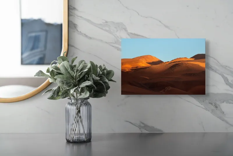 Tablou Canvas, "Umbrele aurii ale deșertului la amurg", Deșert, Dune, Apus, Nisip, Seară, Lumină, Coline, Căldură, Sereinitate, Contrast, 39 x 26 cm – poza 5