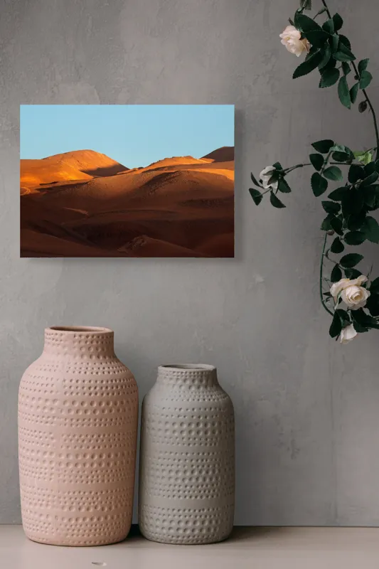 Tablou Canvas, "Umbrele aurii ale deșertului la amurg", Deșert, Dune, Apus, Nisip, Seară, Lumină, Coline, Căldură, Sereinitate, Contrast, 54 x 39 cm – poza 8
